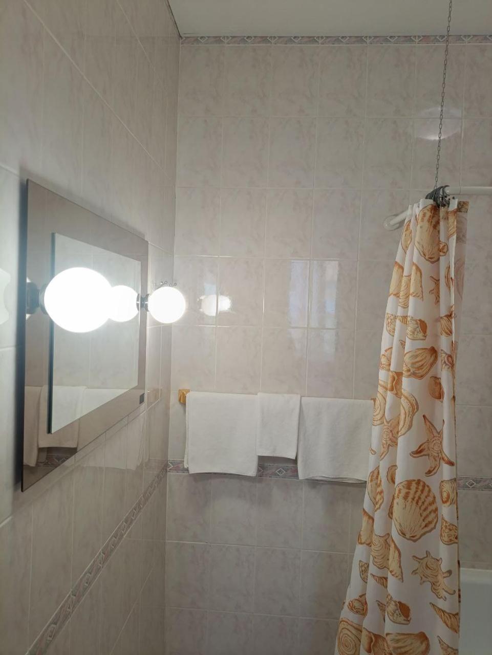 Kremin Hotel Kremenčuk Exteriér fotografie