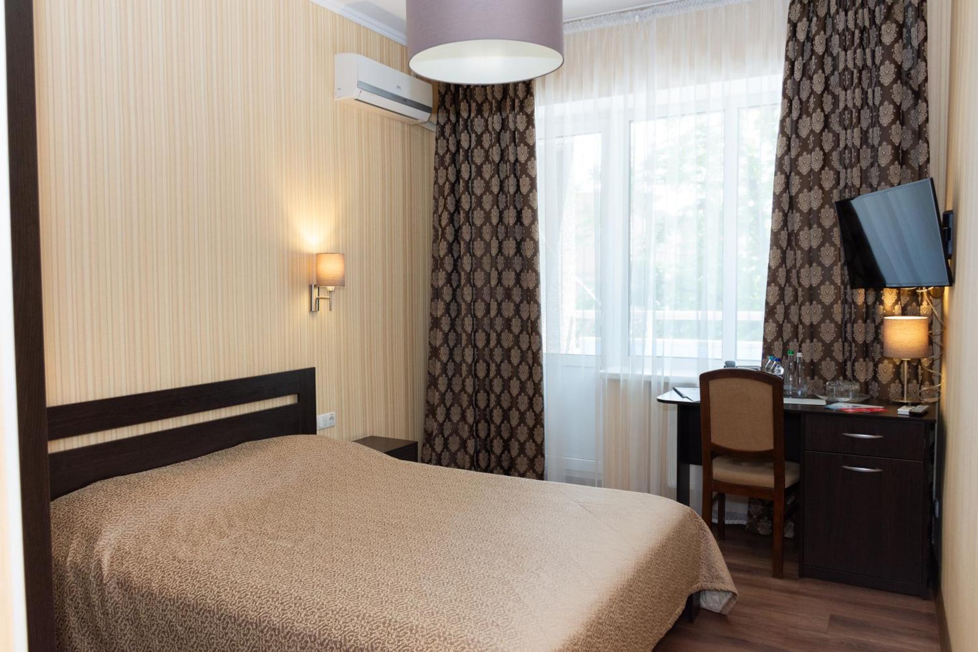 Kremin Hotel Kremenčuk Exteriér fotografie